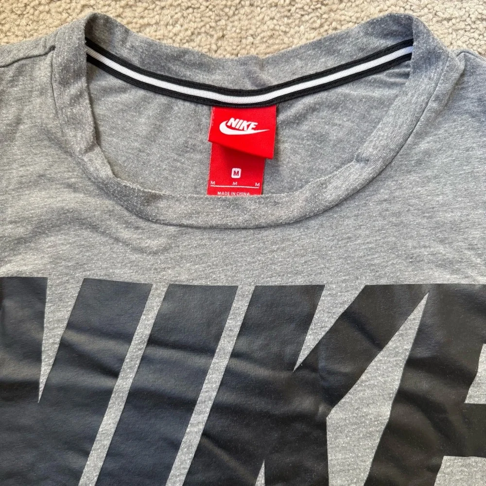 Nike Women's Cropped Tank